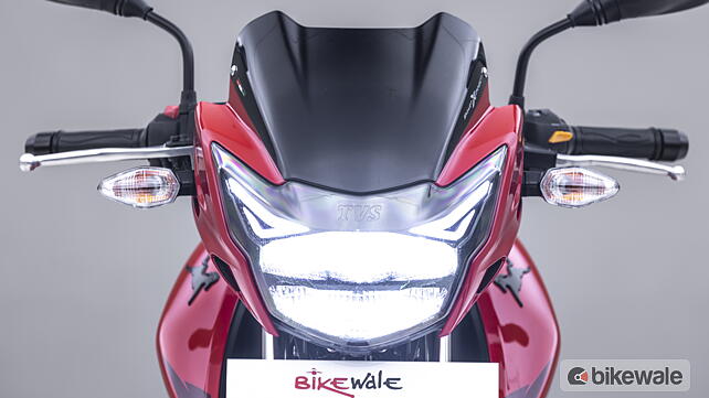 TVS Apache RTR 160 Price - Mileage, Images, Colours | BikeWale