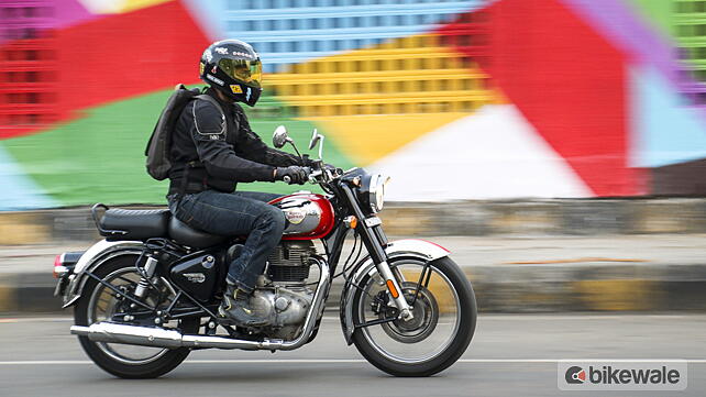 Royal Enfield Classic 350 Right Side View