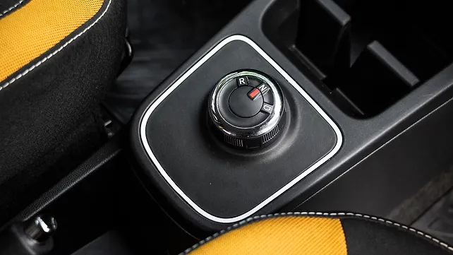 Renault Kwid Interior Gear Selector Dial Interior Gear Selector Dial
