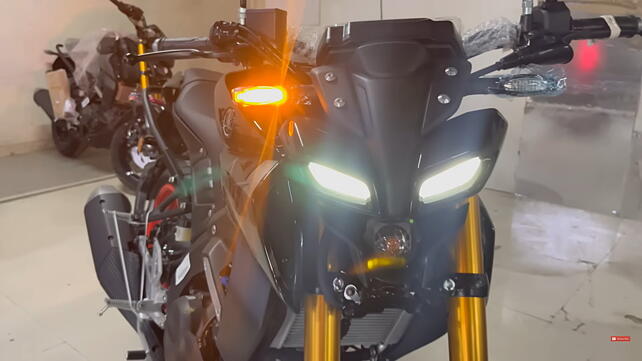 Yamaha MT 15 V2 Head Light