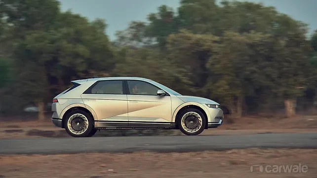 Hyundai Ioniq 5 [2023-2026] Right Side View