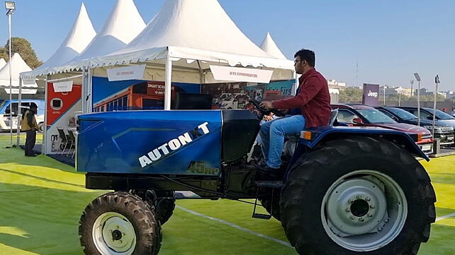AutoNxt Automation e-Tractor AutoNxt Automation e-Tractor