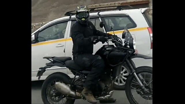 Royal Enfield Himalayan 450 Right Side View