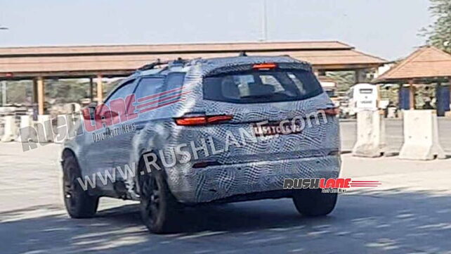 Tata Safari Facelift Testing Begins CarWale   Tata Safari Facelift Left Rear Three Quarter0 