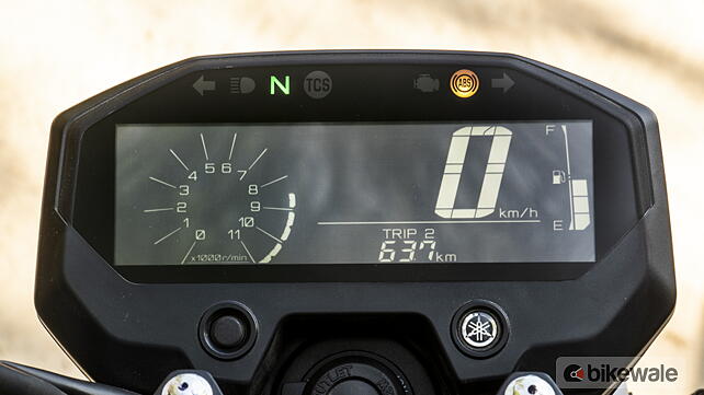 Yamaha FZ X Price - Mileage, Images, Colours | BikeWale