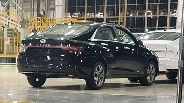2023 Hyundai Verna spied undisguised; exterior design leaked