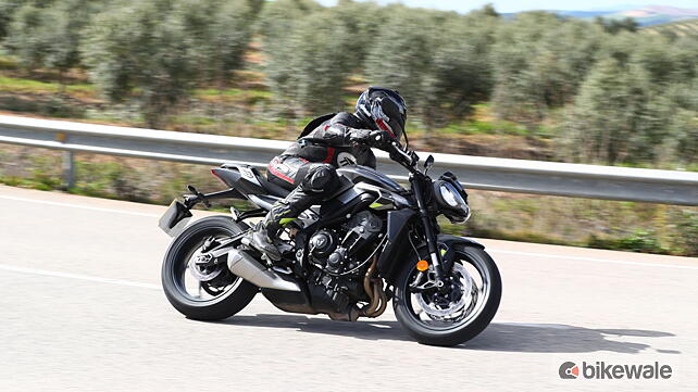 Triumph Street Triple R Right Side View