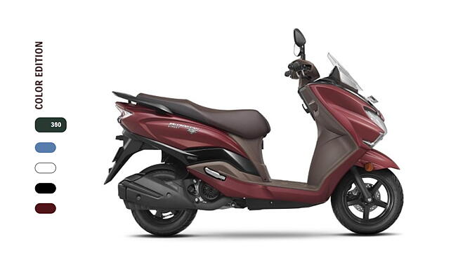 Suzuki Burgman Street 125 [2023] Right Side View