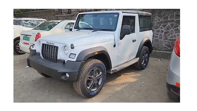 Mahindra Thar RWD Everest White colour reaches dealerships - CarWale