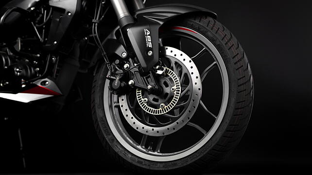 Bajaj Pulsar NS200 Front Disc Brake