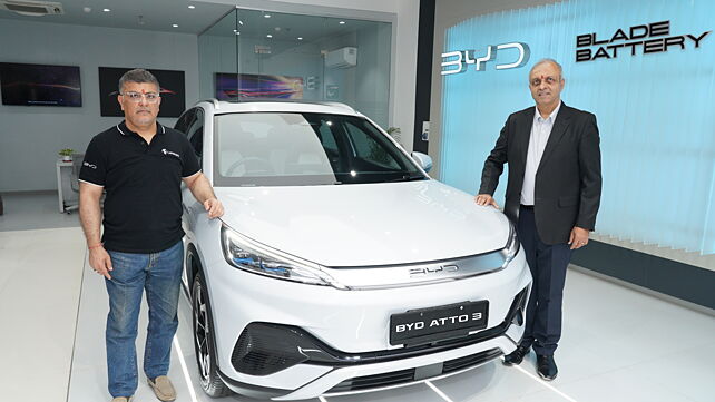 BYD inaugurates a new passenger car showroom in Noida