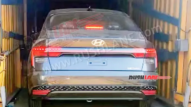2023 Hyundai Verna Turbo spotted at dealer stockyard 2023 Hyundai Verna Turbo spotted at dealer stockyard