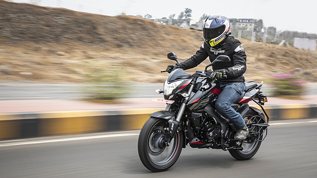 2023 Bajaj Pulsar NS160: First Ride Review - BikeWale