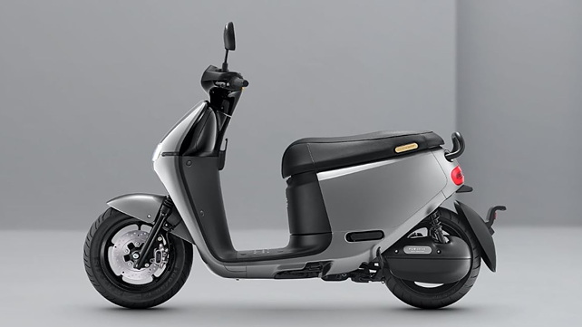 Taiwan-based Gogoro Homologates Two Electric Scooters In India - BikeWale