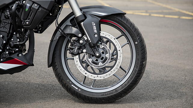 Bajaj Pulsar NS200 Front Disc Brake