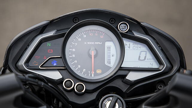 Bajaj Pulsar NS200 Instrument Cluster