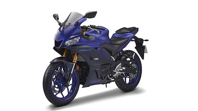 Yamaha YZF R3 Right Side View