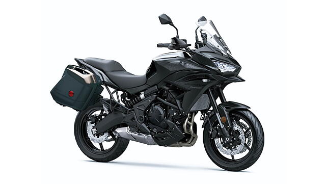 Kawasaki Versys 650 Right Front Three Quarter