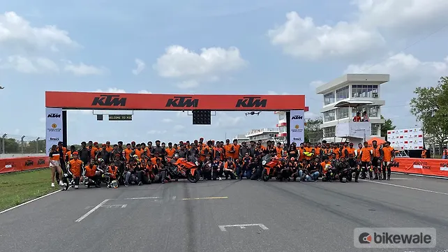 KTM RC 390 Front View