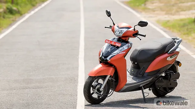 ニュウ Ampere Primus electric scooter: First Ride Review - BikeWale