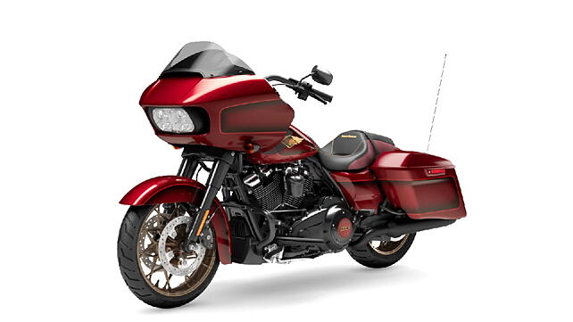 Harley-Davidson Street Glide Special Left Front Three Quarter