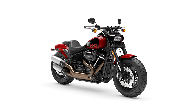 Harley-Davidson Fat Bob Left Rear Three Quarter Image - BikeWale