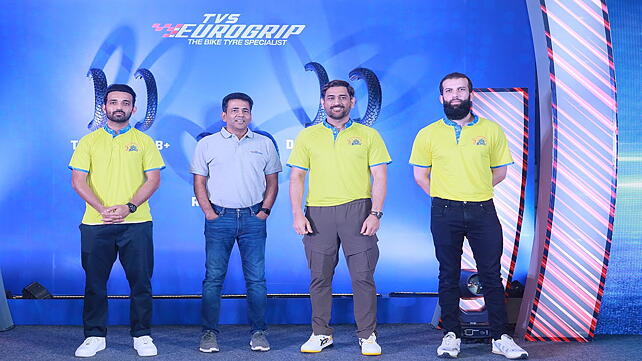 P Madhavan, EVP, Sales and Marketing, TVS Srichakra with CSK players