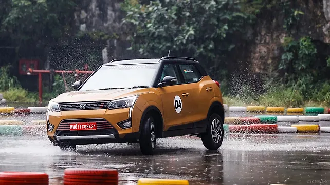 Mahindra XUV300 gets discounts of up to Rs. 52,000 in April 2023 Mahindra XUV300 gets discounts of up to Rs. 52,000 in April 2023