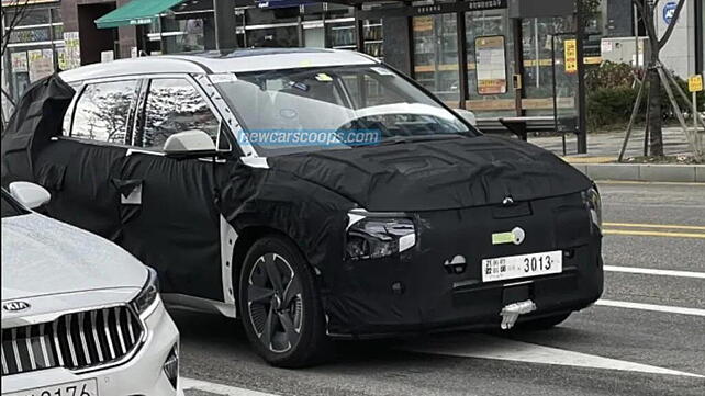 Kia Carens EV begins testing