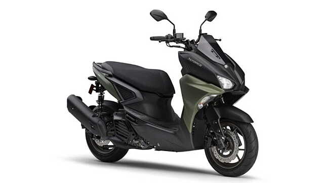 Yamaha Aerox 155 Right Side View