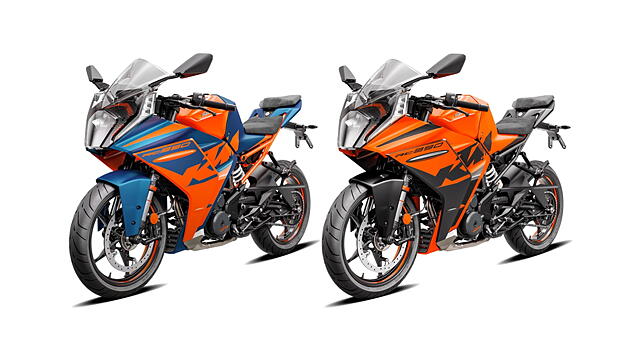 KTM RC 390 Left Front Three Quarter