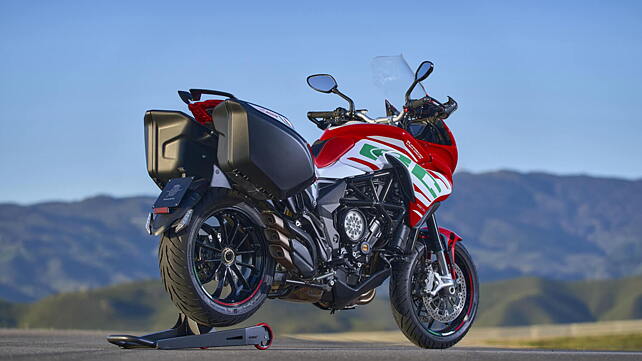 MV Agusta Turismo Veloce 800 [2018-2019] Right Rear Three Quarter