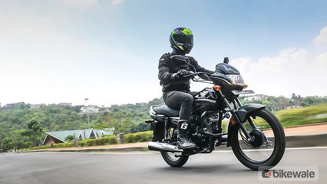 Honda Shine 100 Right Front Three Quarter