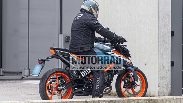 KTM 390 Duke Right Side View