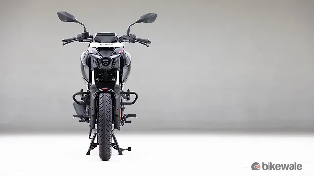 Bajaj Pulsar N250 Front View