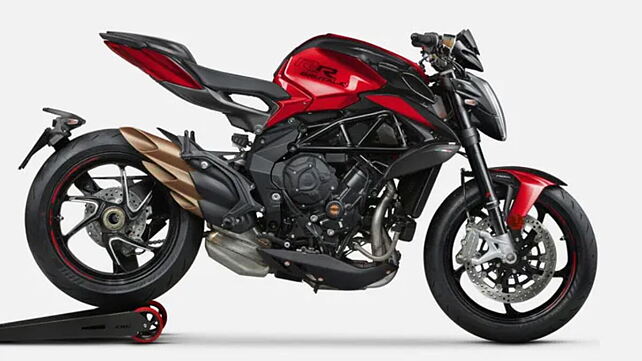 MV Agusta working on Brutale 950, Dragster 950