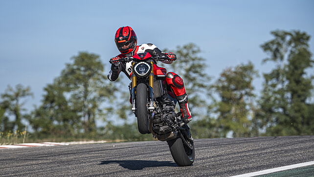 2023 Ducati Monster SP: Image Gallery