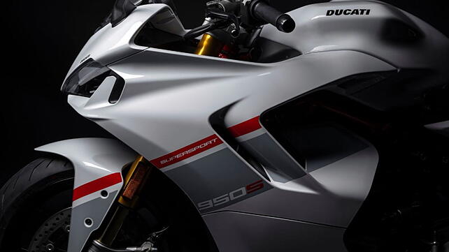 Ducati SuperSport Left Side View