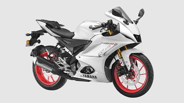 Yamaha R15 V4 Right Side View