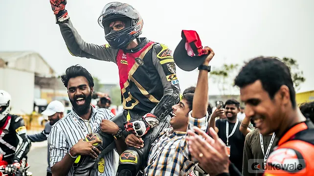 Royal Enfield Continental GT 650 Front View