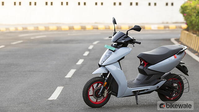 Ather 450X Gen 3 Left Front Three Quarter