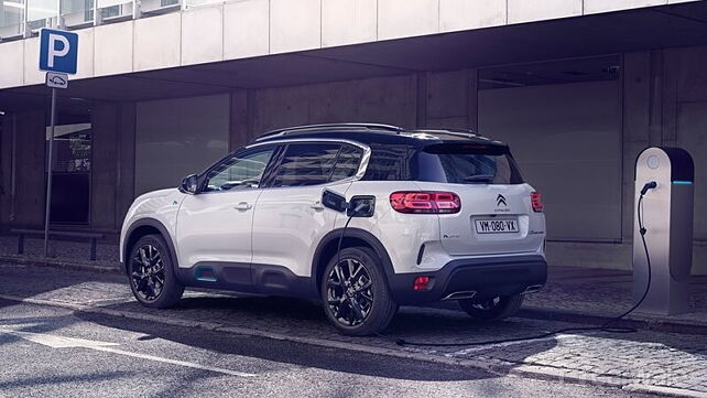 Electric Citroen C5 Aircross in the works