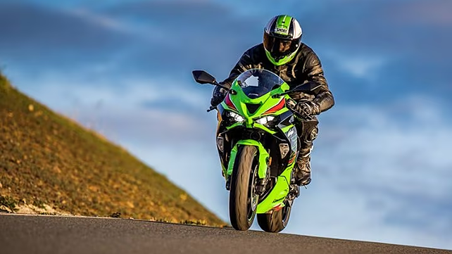 かなは AXYDTB(かな) ZX-6R ZX6R ZX 6R 636 ZX636 ZX-636 2019-2023