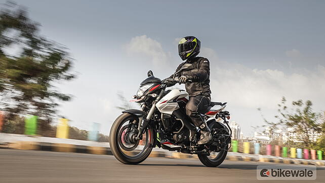 2023 Bajaj Pulsar NS160: Road Test Review - BikeWale