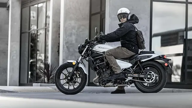 New Kawasaki Eliminator 450 officially revealed; Royal Enfield Super Meteor 650 rival New Kawasaki Eliminator 450 officially revealed; Royal Enfield Super Meteor 650 rival