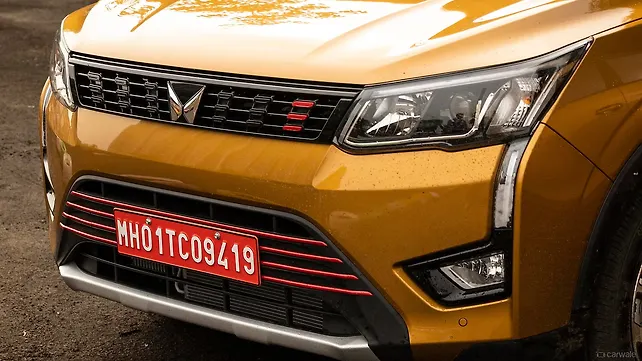 Mahindra XUV300 attracts discounts of up to Rs. 55,000 Mahindra XUV300 attracts discounts of up to Rs. 55,000