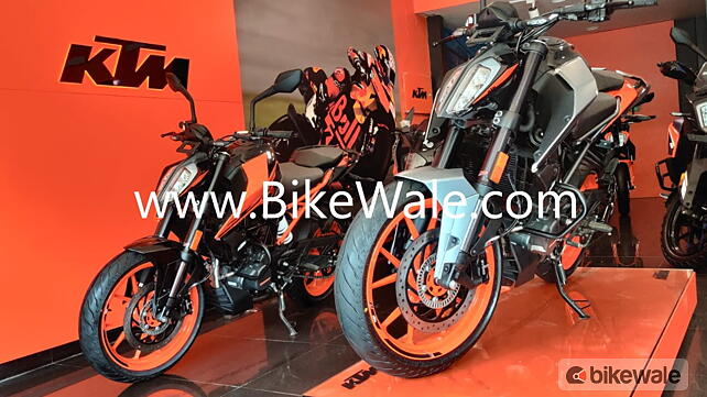 KTM 200 Duke Front View