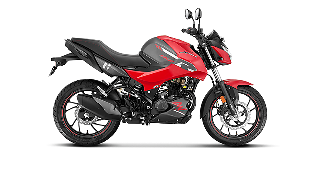 Hero Xtreme 160R 4V Right Side View