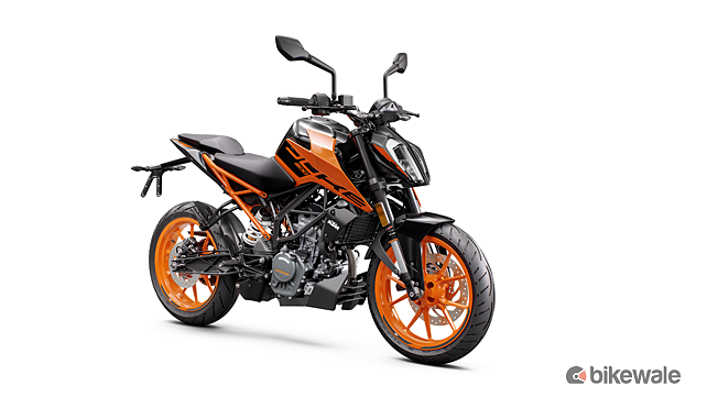 2023 KTM 200 Duke available in two colours