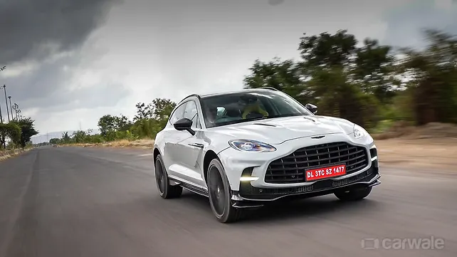 Aston Martin DBX Right Front Three Quarter Aston Martin DBX Right Front Three Quarter